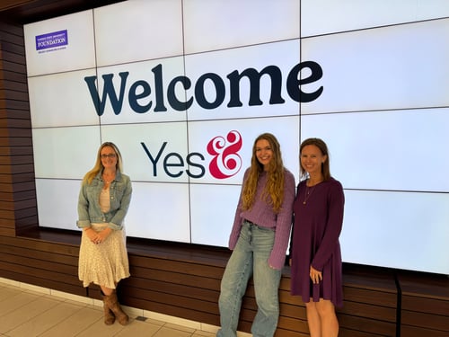 Chrissie,_Holly,_&_Ashley_in_front_of_Welcome_Yes&_2