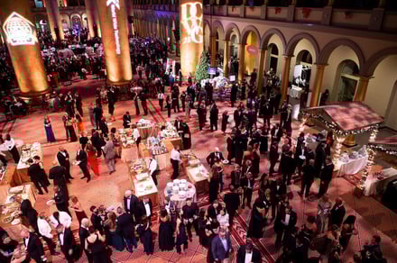 A large group of people in a building
Description automatically generated with medium confidence